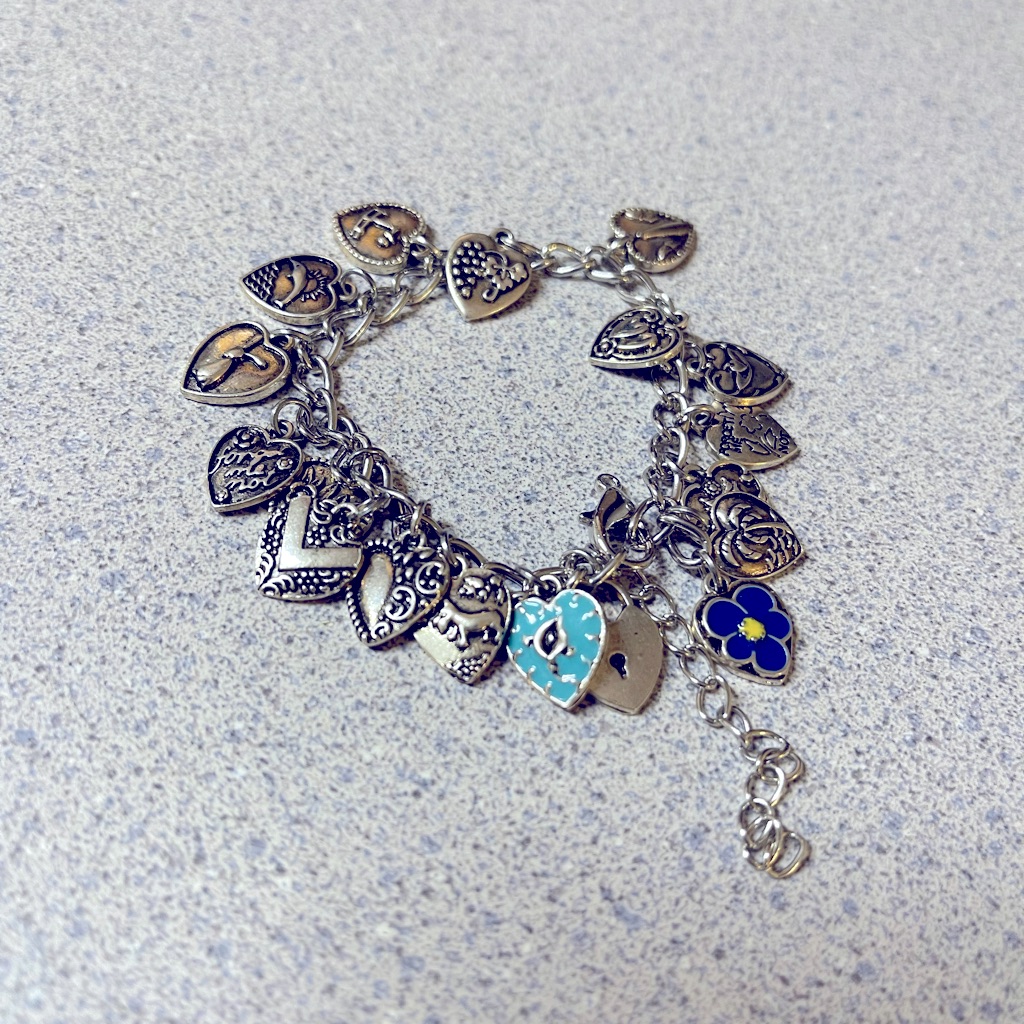 Heart Charm Bracelet W/ Adjustable Links